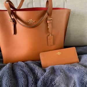 Coach purse and wallet set